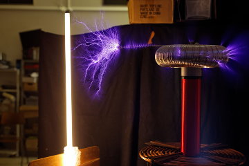 Tesla coil lightnings
